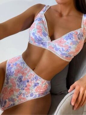 NWT • Floral Bikini Set